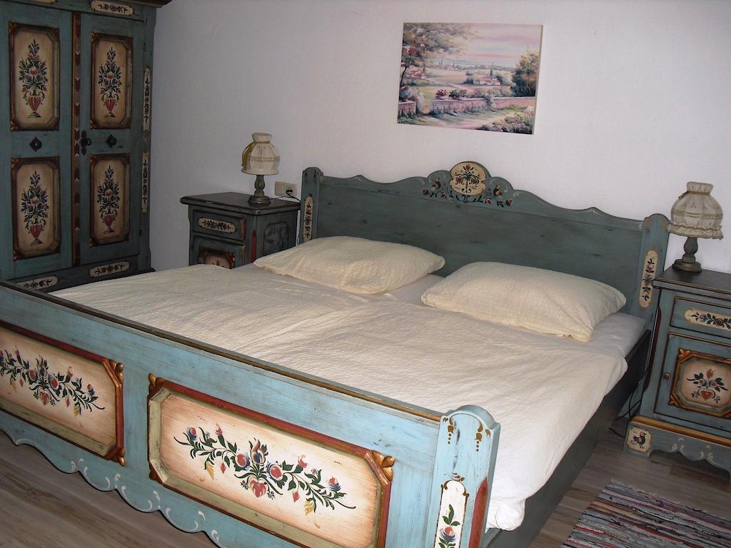 Gasthof Zum Heiligen Nikolaus Haibach ob der Donau Habitación foto